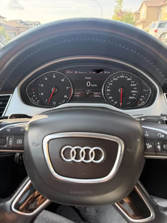 2012 Audi D4 A8 - Image 7 of 10