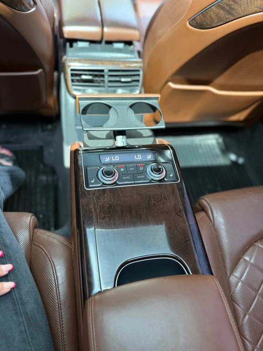 2012 Audi D4 A8 - Image 11 of 18