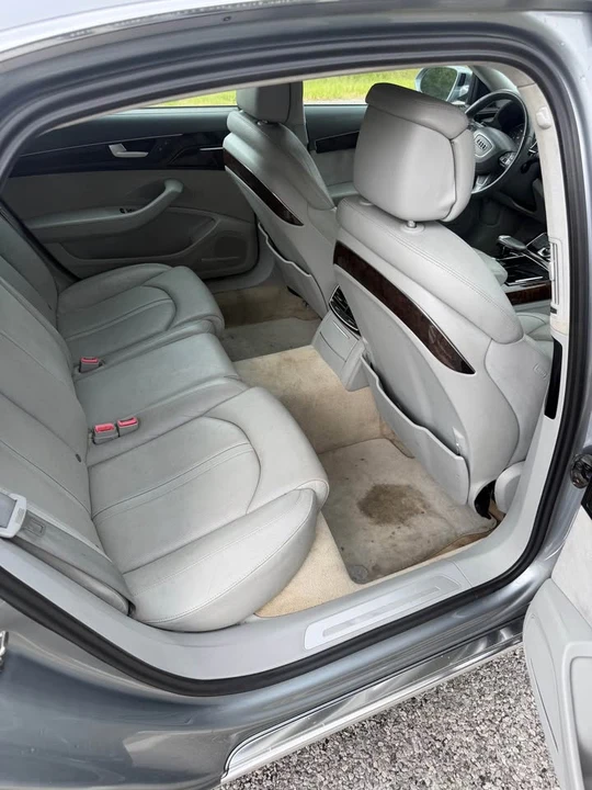 2012 Audi D4 A8 - Image 8 of 8