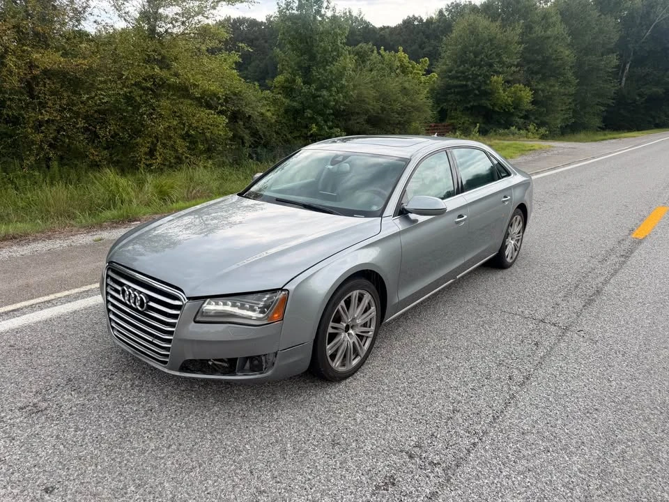 2012 Audi D4 A8 - Image 4 of 8
