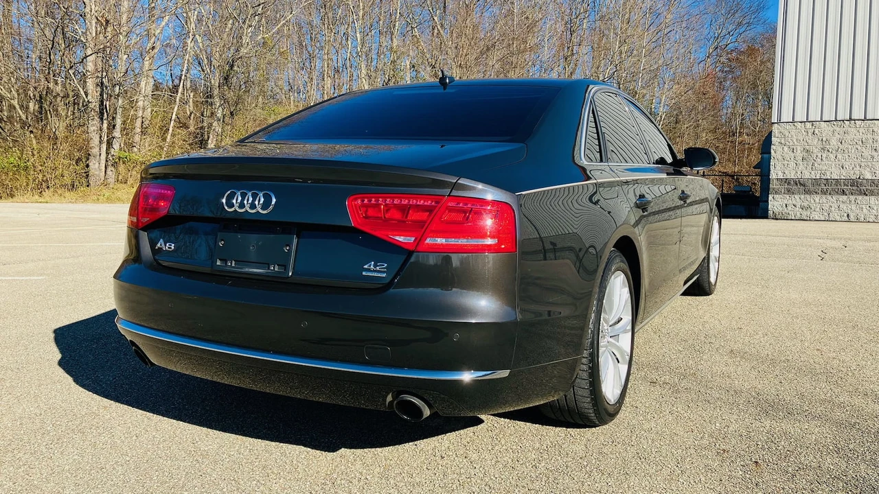 2012 Audi D4 A8 - Image 3 of 6