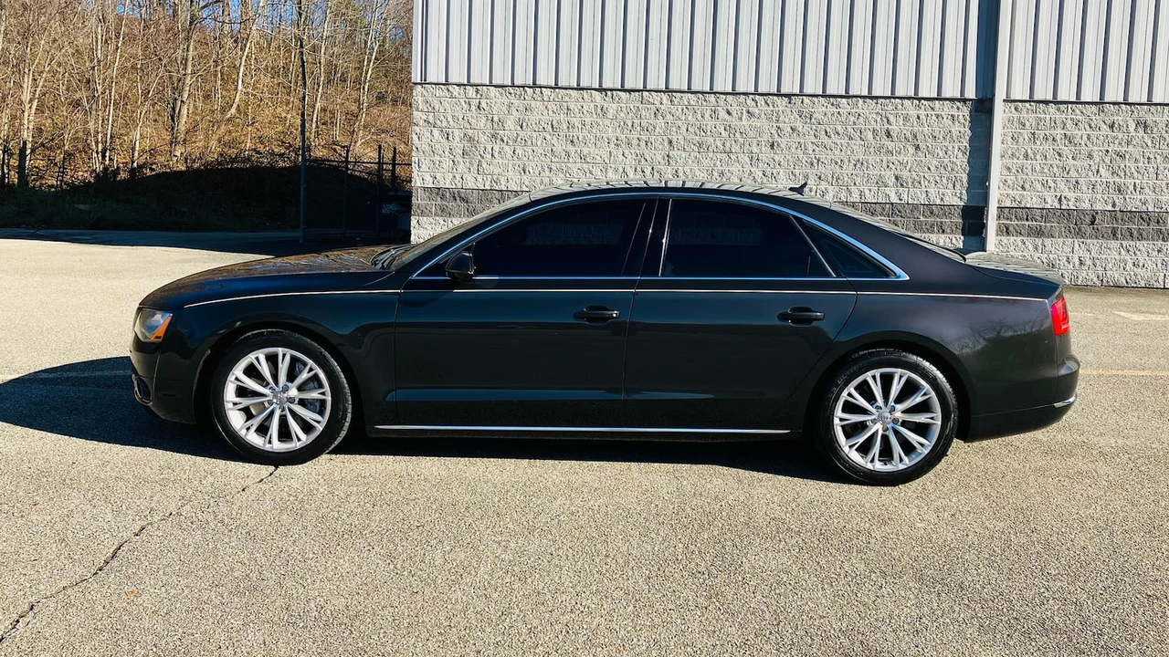 2012 Audi D4 A8 - Image 6 of 6