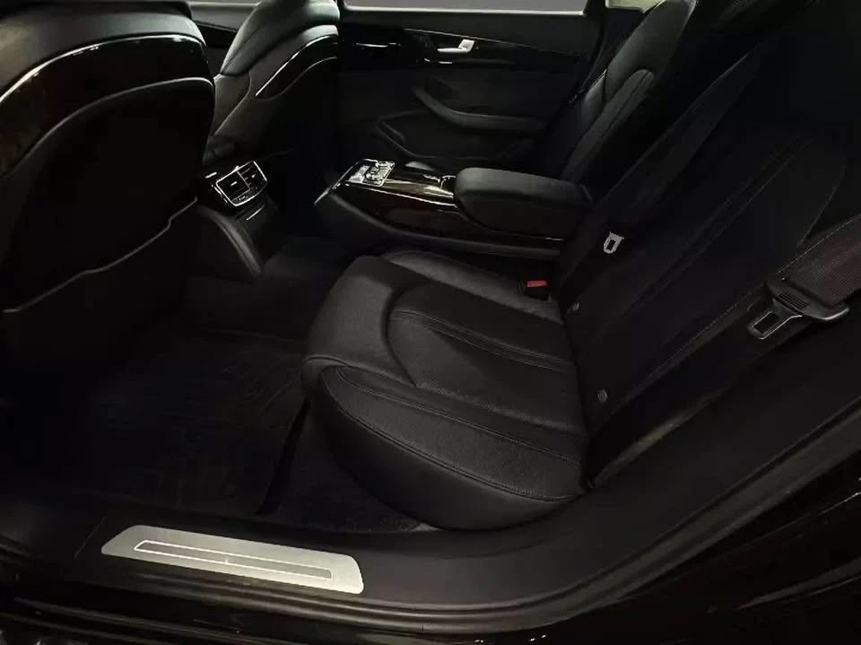 2012 Audi D4 A8 - Image 9 of 9