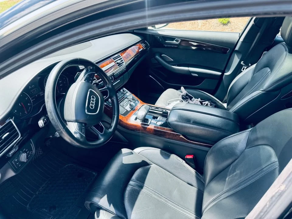 2012 Audi D4 A8 - Image 6 of 9