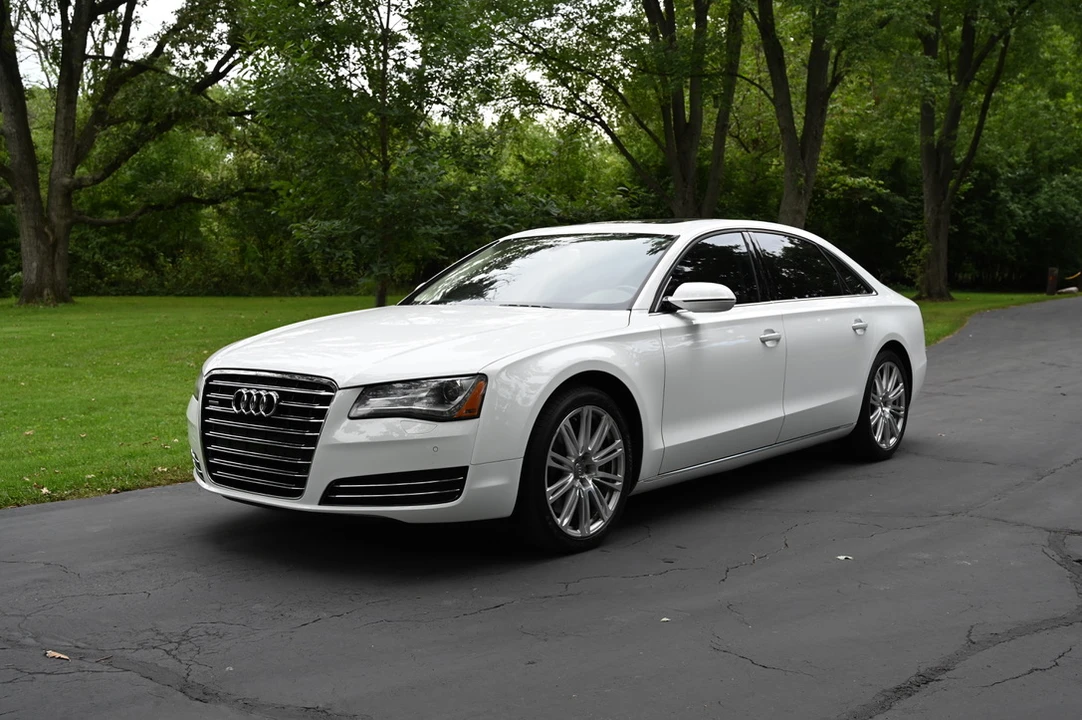 2012 Audi D4 A8 - Image 5 of 31