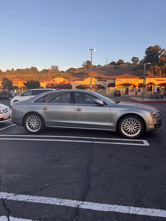 2012 Audi D4 A8 - Image 3 of 9