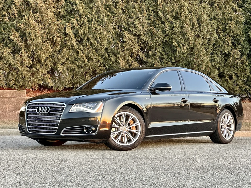 2012 Audi D4 A8 - Image 3 of 31