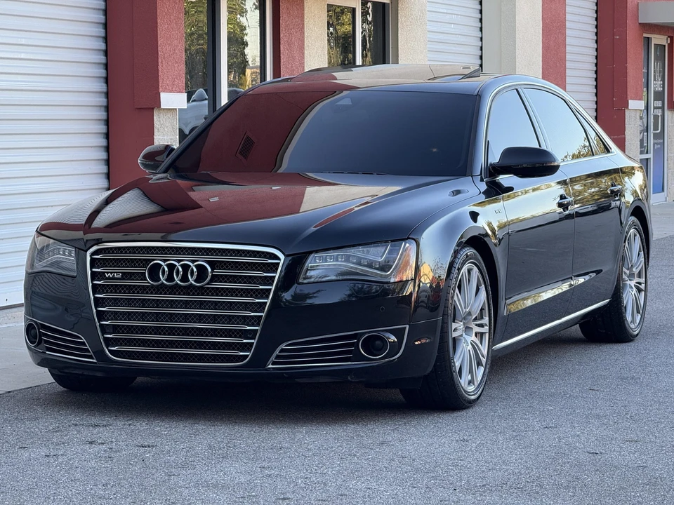 2012 Audi D4 A8 - Image 2 of 31