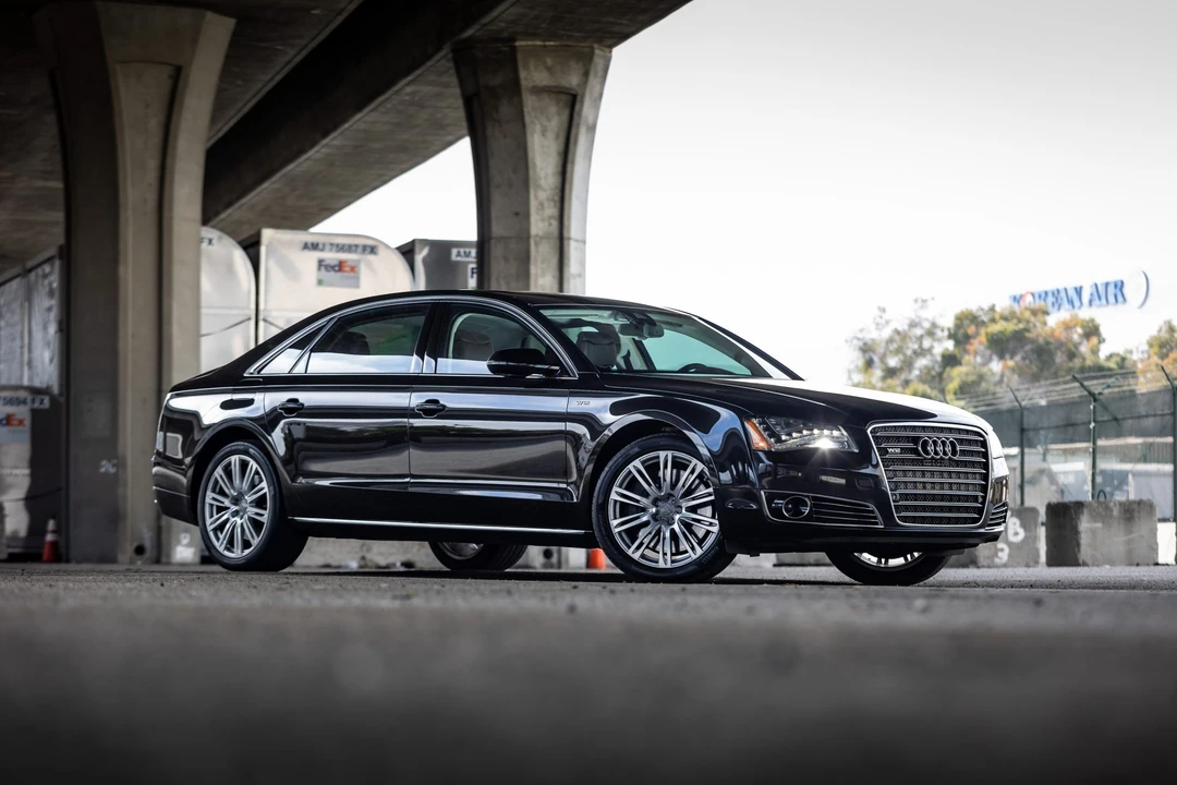 2012 Audi D4 A8 - Image 7 of 31