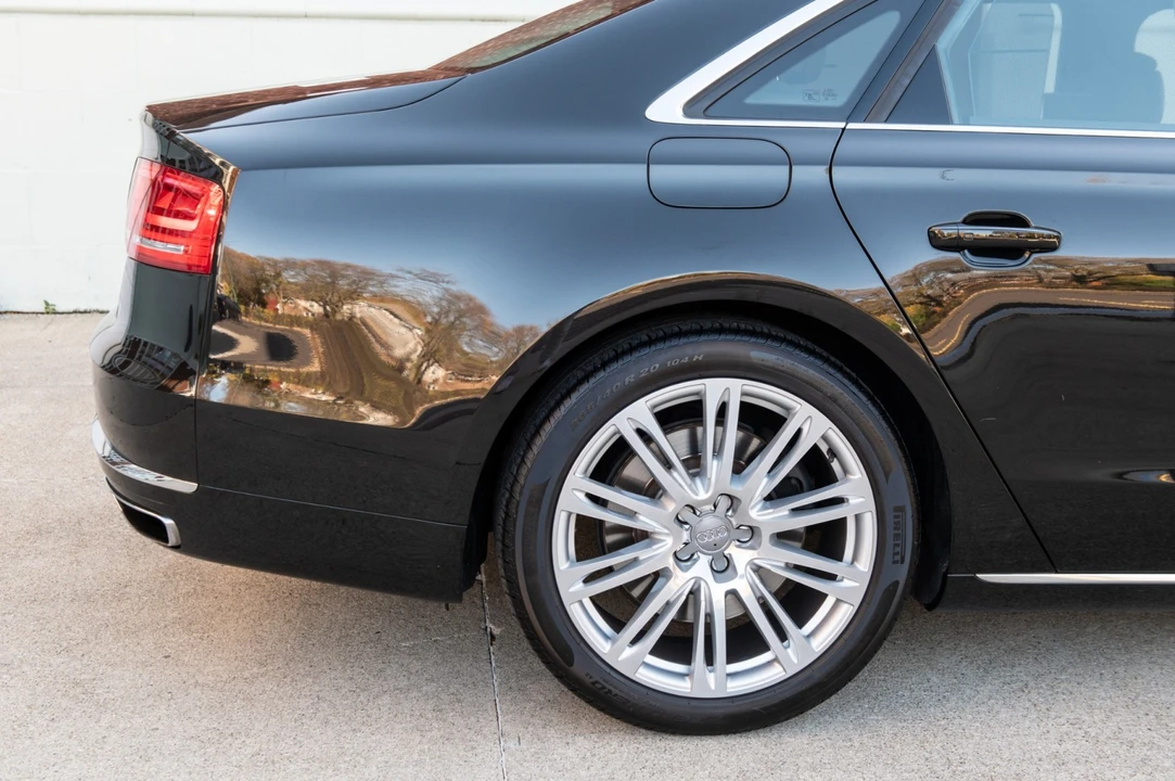 2012 Audi D4 A8 - Image 19 of 31