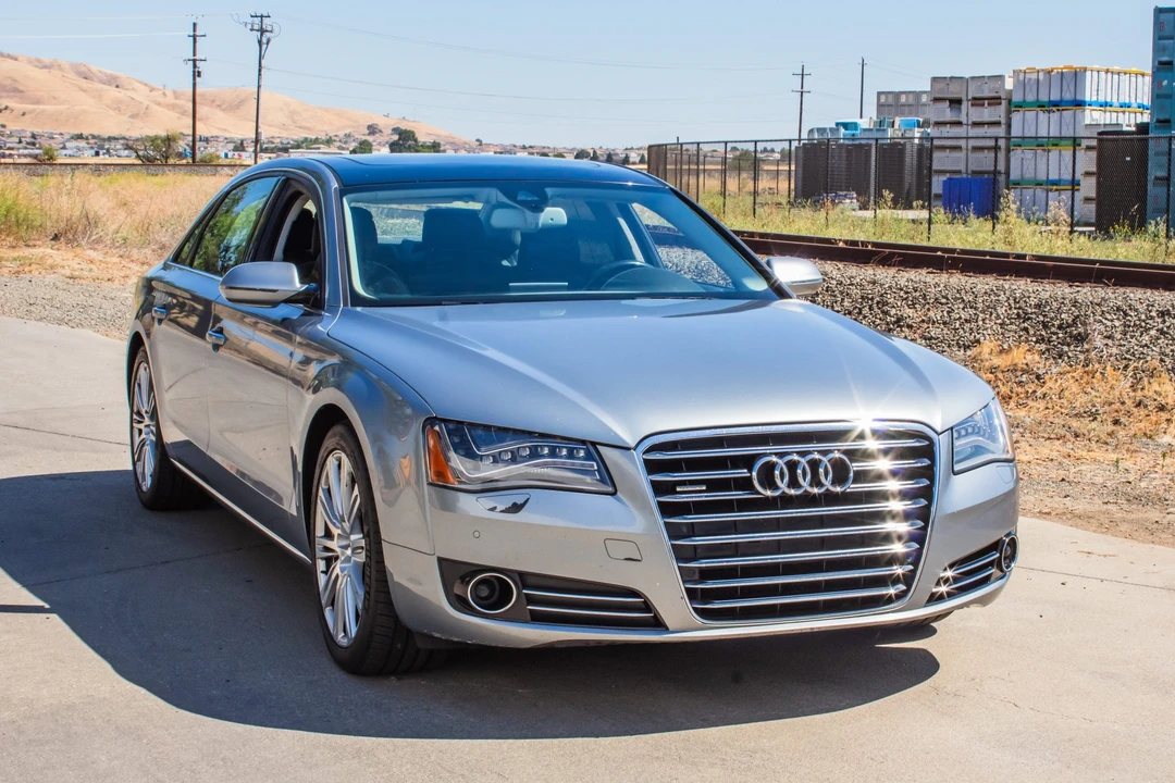 2012 Audi D4 A8 - Image 4 of 31
