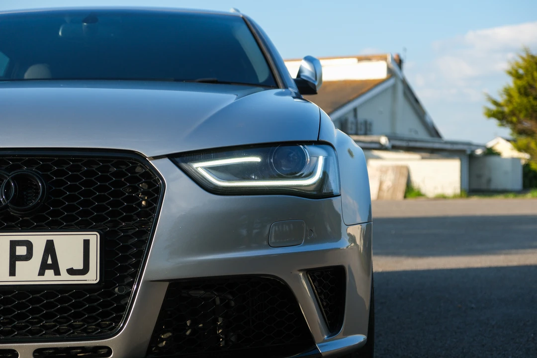 2012 Audi B8 RS4 - Image 19 of 31