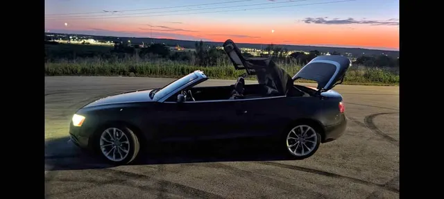 2012 Audi Cabriolet Convertible 2D