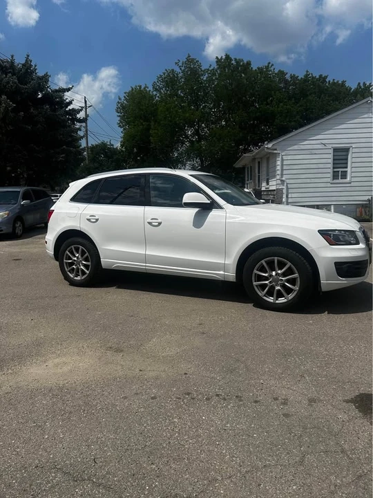 2012 Audi 8R Q5 - Image 10 of 15