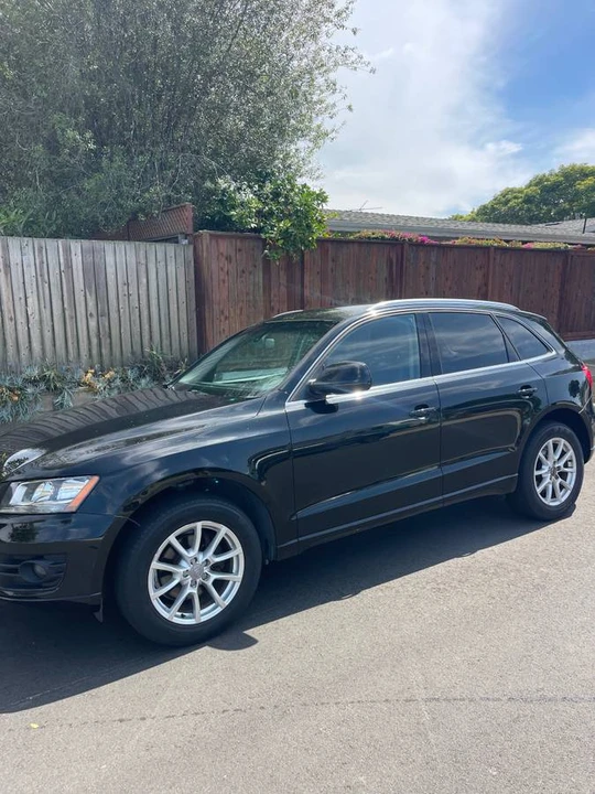 2012 Audi 8R Q5 - Image 2 of 3