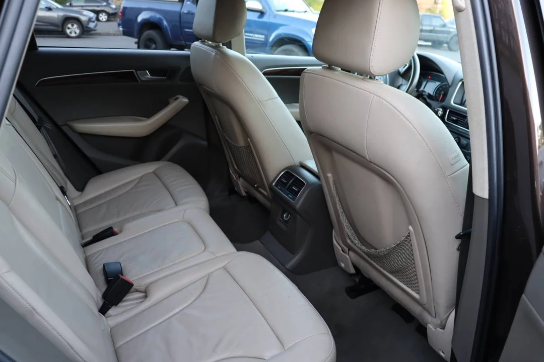 2012 Audi 8R Q5 - Image 23 of 24