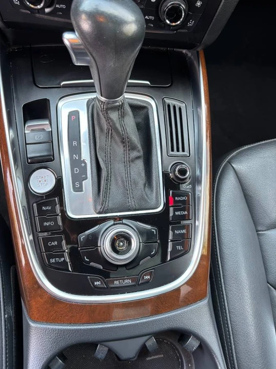 2012 Audi 8R Q5 - Image 7 of 12