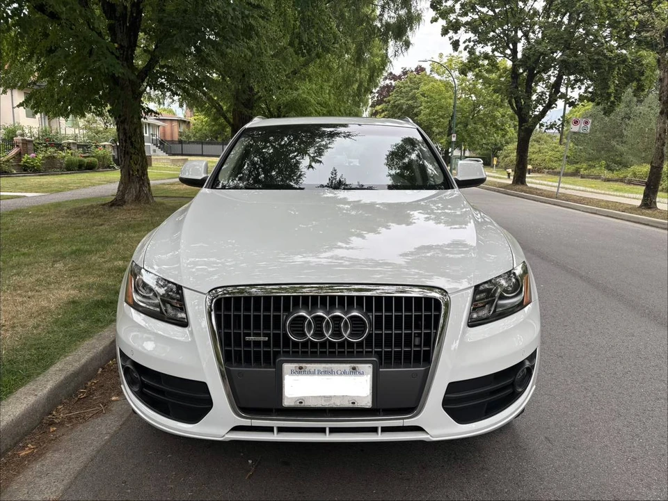 2012 Audi 8R Q5 - Image 10 of 14