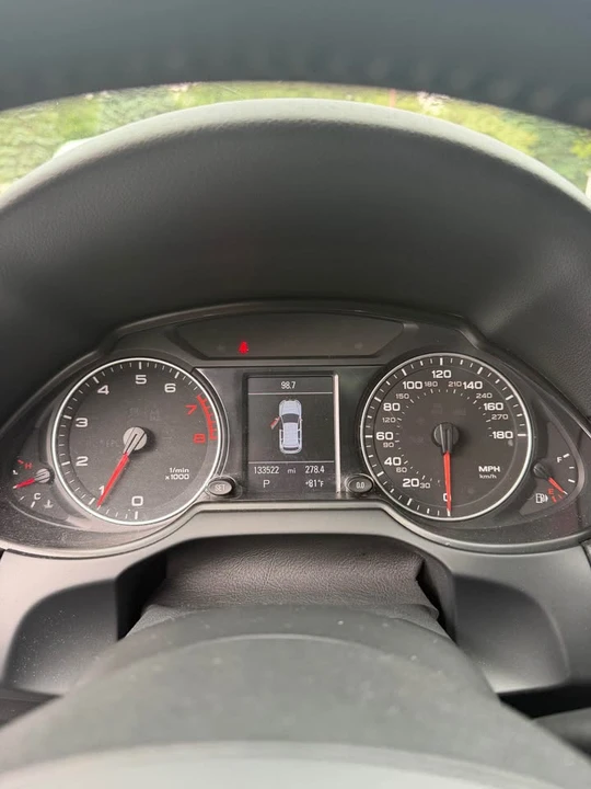 2012 Audi 8R Q5 - Image 10 of 16