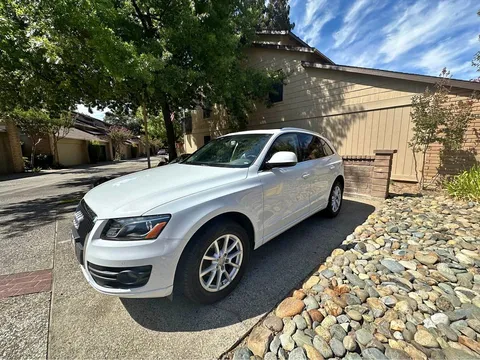 2012 Audi Q5 2.0T Premium Plus Sport Utility 4D