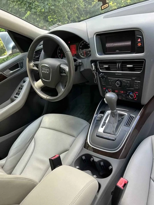 2012 Audi 8R Q5 - Image 12 of 13