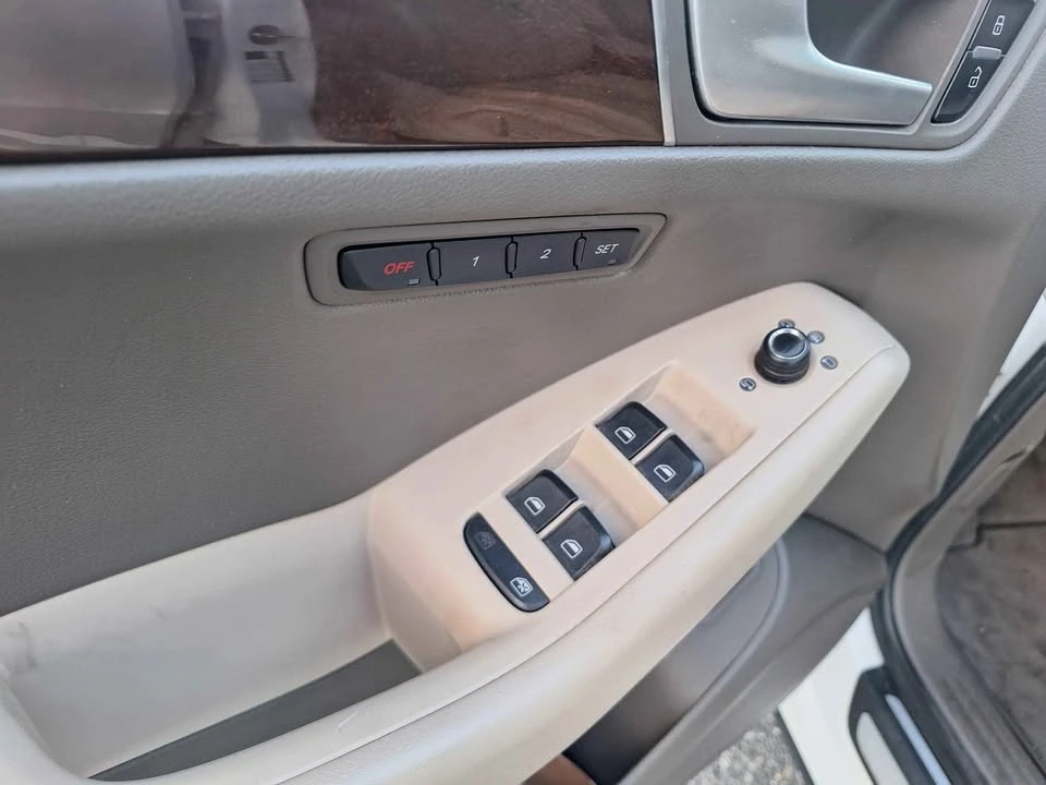 2012 Audi 8R Q5 - Image 14 of 14