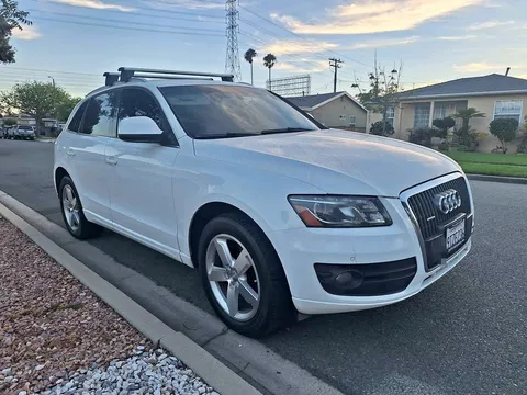 2012 Audi Q5 2.0T Premium Plus Sport Utility 4D