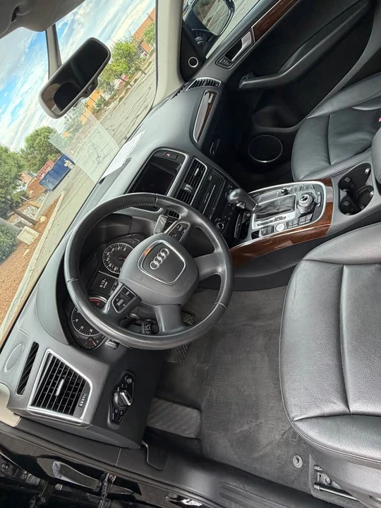 2012 Audi 8R Q5 - Image 10 of 16