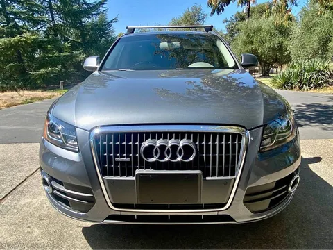 2012 Audi Q5 2.0T Premium Plus Sport Utility 4D