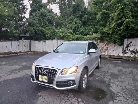 2012 Audi Q5 2.0T Premium Sport Utility 4D