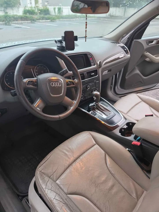 2012 Audi 8R Q5 - Image 10 of 17
