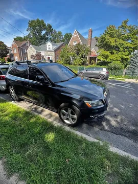 2012 Audi Q5 2.0T Premium Sport Utility 4D