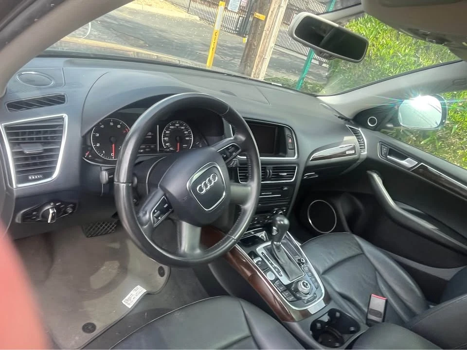 2012 Audi 8R Q5 - Image 9 of 10