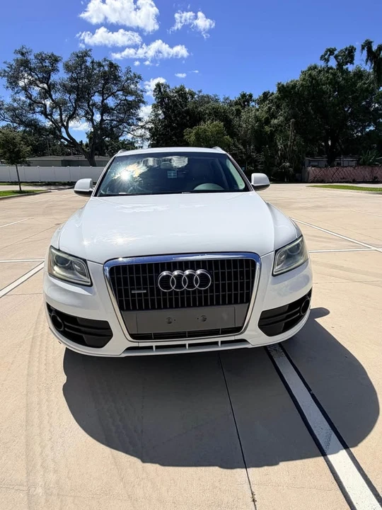 2012 Audi 8R Q5 - Image 2 of 19