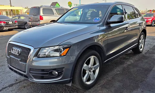 2012 Audi Q5 2.0T Quattro Premium Plus
