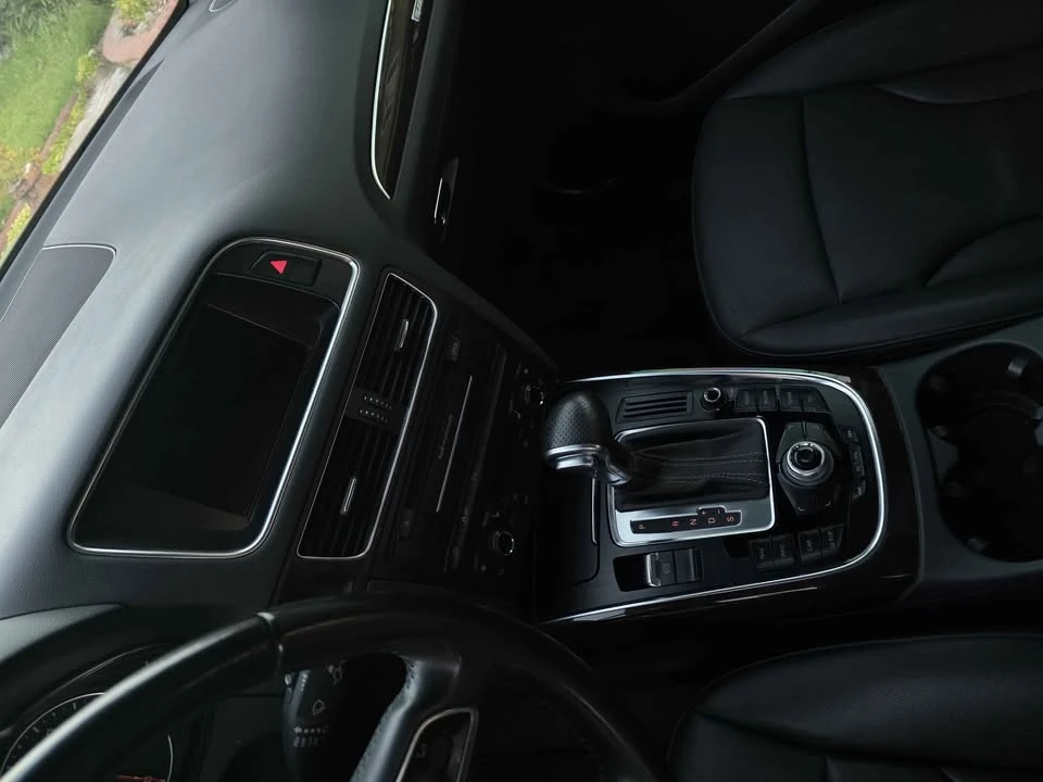 2012 Audi 8R Q5 - Image 11 of 15