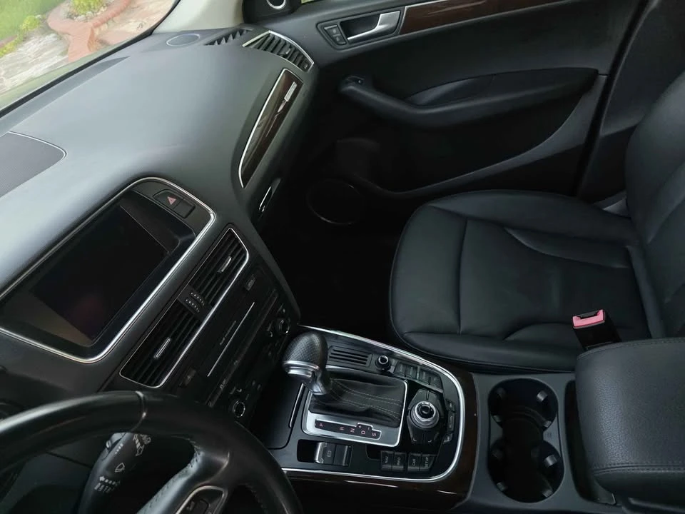 2012 Audi 8R Q5 - Image 12 of 15