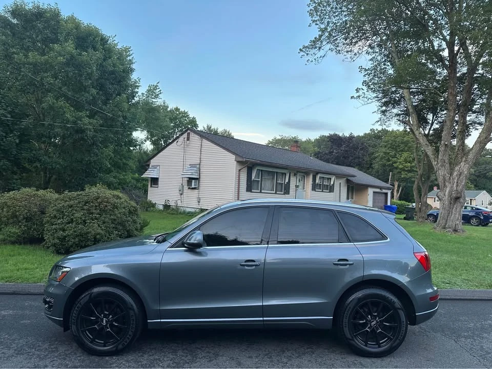 2012 Audi 8R Q5 - Image 2 of 11