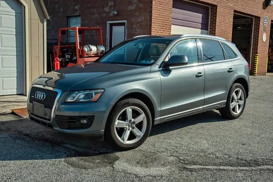 2012 Audi Q5 2.0T Quattro Premium