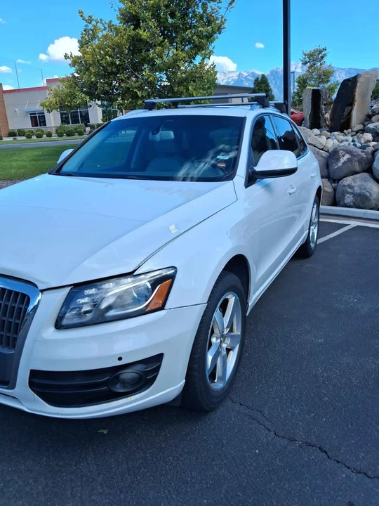 2012 Audi 8R Q5 - Image 2 of 10