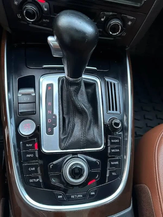 2012 Audi 8R Q5 - Image 8 of 13