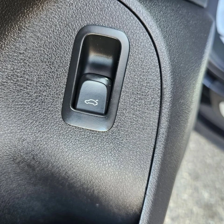 2012 Audi 8R Q5 - Image 10 of 20
