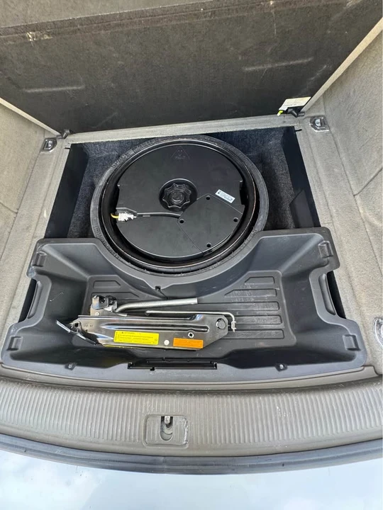 2012 Audi 8R Q5 - Image 11 of 13