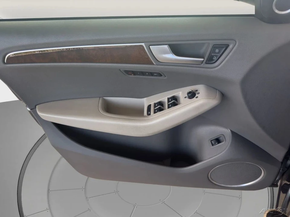 2012 Audi 8R Q5 - Image 13 of 21