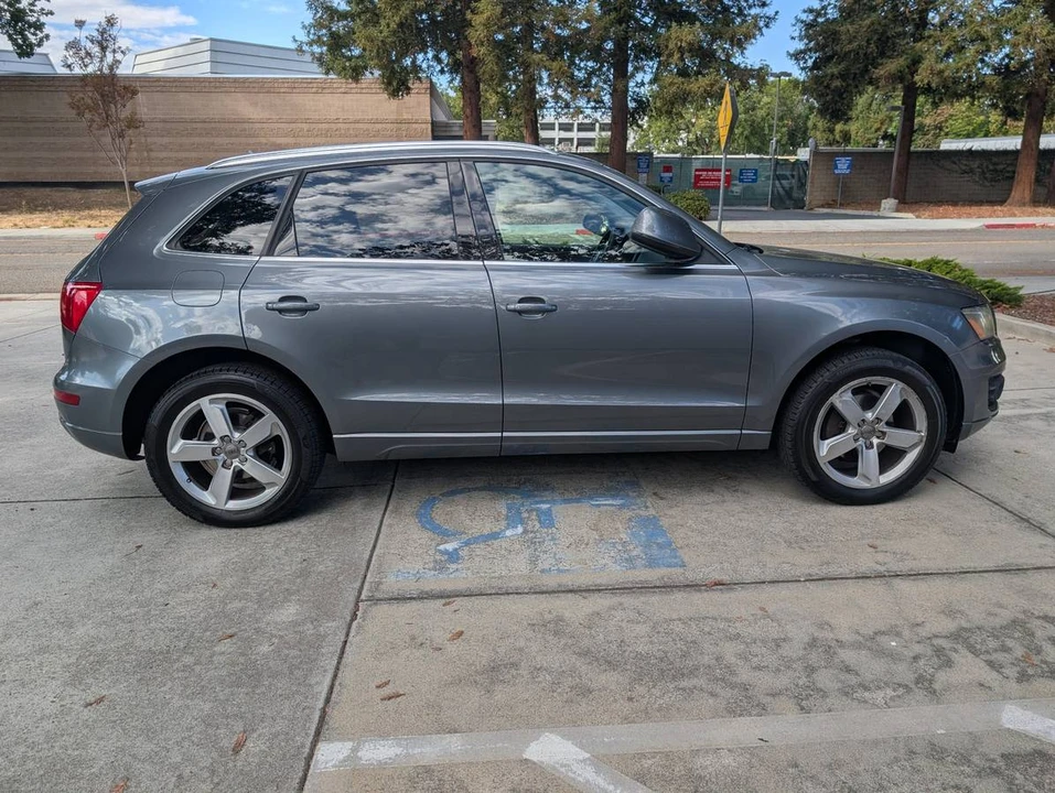 2012 Audi 8R Q5 - Image 8 of 22
