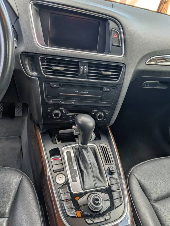 2012 Audi 8R Q5 - Image 11 of 22