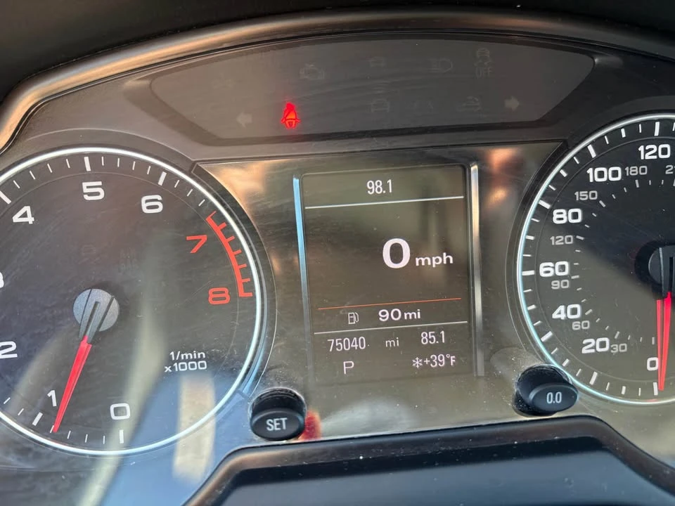 2012 Audi 8R Q5 - Image 10 of 10