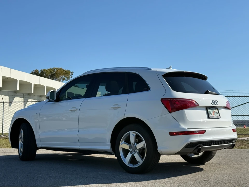 2012 Audi 8R Q5 - Image 4 of 31
