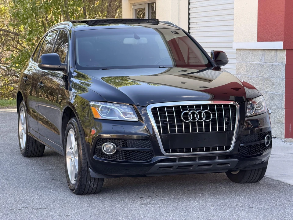 2012 Audi 8R Q5 - Image 2 of 31