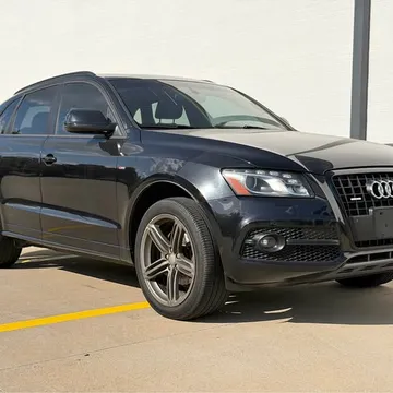 2012 Audi Q5 3.2 Quattro Premium Plus Sport Utility 4D